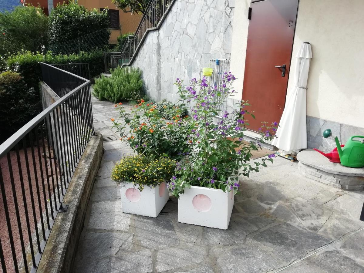 Villa Banfi Lavena Ponte Tresa Eksteriør billede